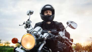 eclairage negligez votre moto pas